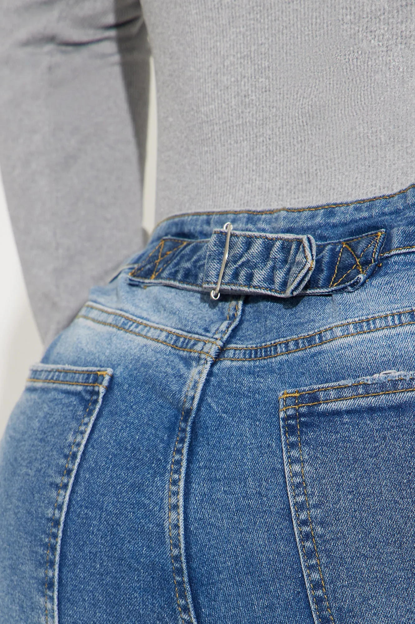 Always Pressed Baggy Jeans - Medium Wash