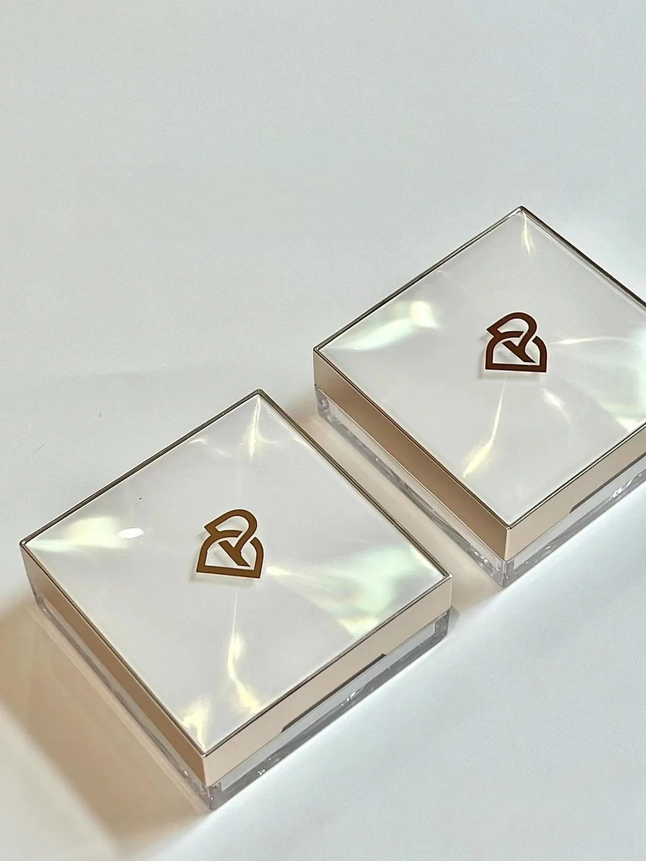 Perfect Diary Translucent Blurring Loose Powder PD015