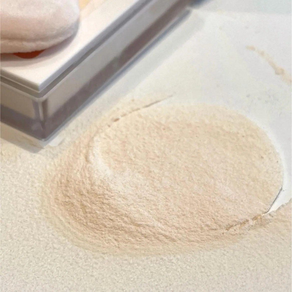Perfect Diary Translucent Blurring Loose Powder PD015