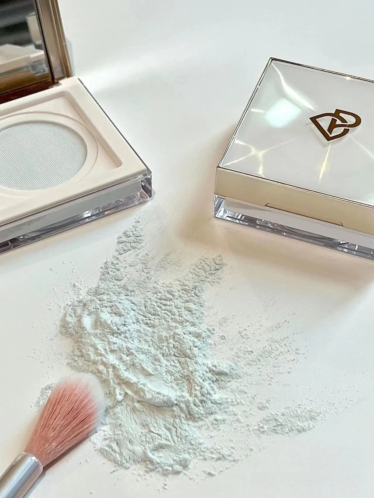 Perfect Diary Translucent Blurring Loose Powder PD015