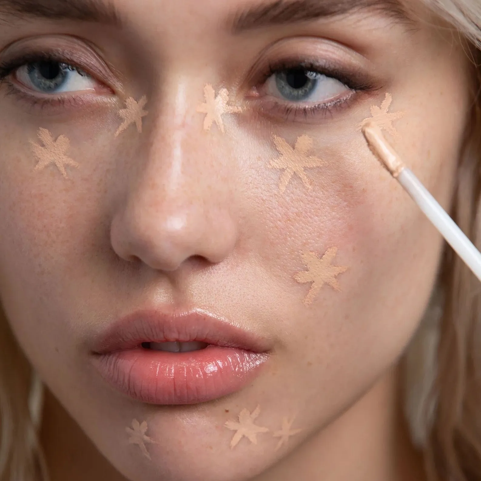 RITUEL DE FILLE - SOFT SORCERY Weightless Serum Concealer