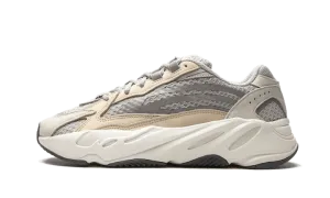 Yeezy 700 V2 Cream